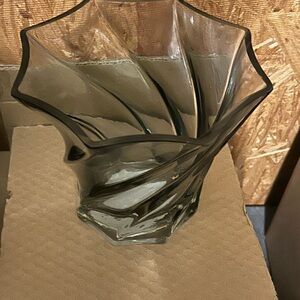 Threshold Swirl Short Glass Vase